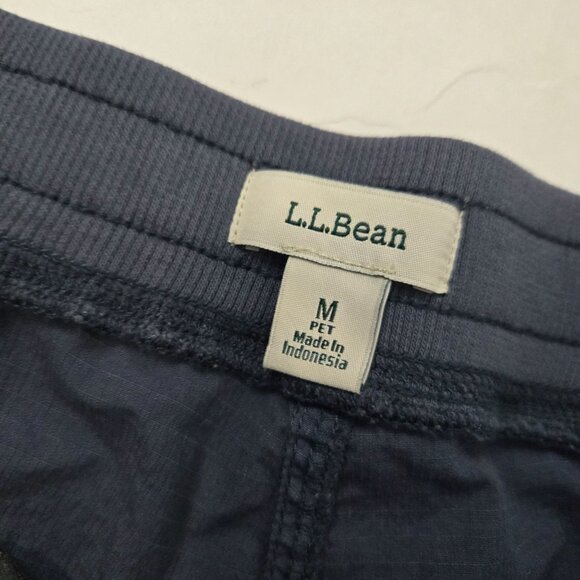 L.L. Bean Women's Size M Petite Stretch Ripstop Pull-On Capri Pants Slim-Leg - Picture 5 of 10